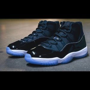 Jordan retro 11 Space jam